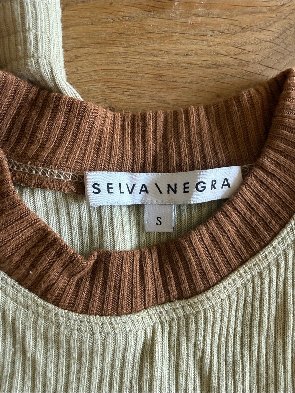 Selva Negra Ribbed Two-Piece Tank & Pants Set - Cream and Rust - Picture 2 of 7